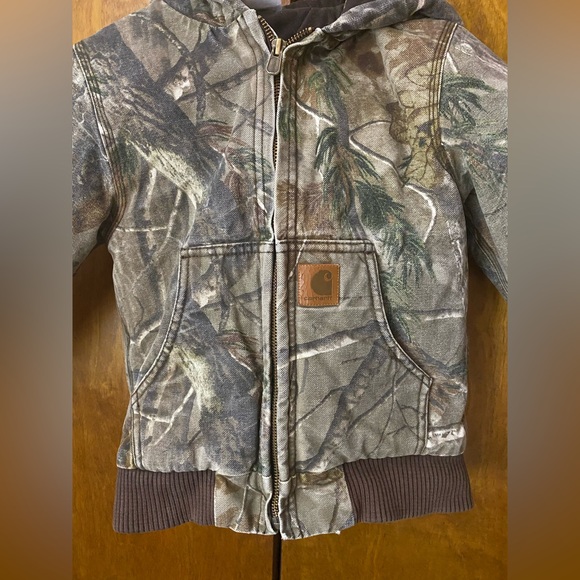 Carhartt coat - Picture 6 of 13